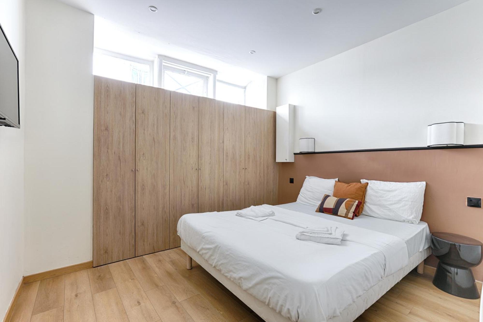 Truffaut Batignolles De Charme Bm *
